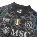 ssc napoli maglia gara halloween 20232024 – 99 – andré-frank zambo anguissa SSC Napoli | Scopri la Collezione Sullo Shop Ufficiale