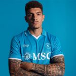 ssc napoli maglia gara home 20242025 – 99 – andré-frank zambo anguissa SSC Napoli | Scopri la Collezione Sullo Shop Ufficiale
