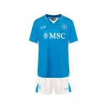 ssc napoli set gara home junior 20242025 SSC Napoli | Scopri la Collezione Sullo Shop Ufficiale